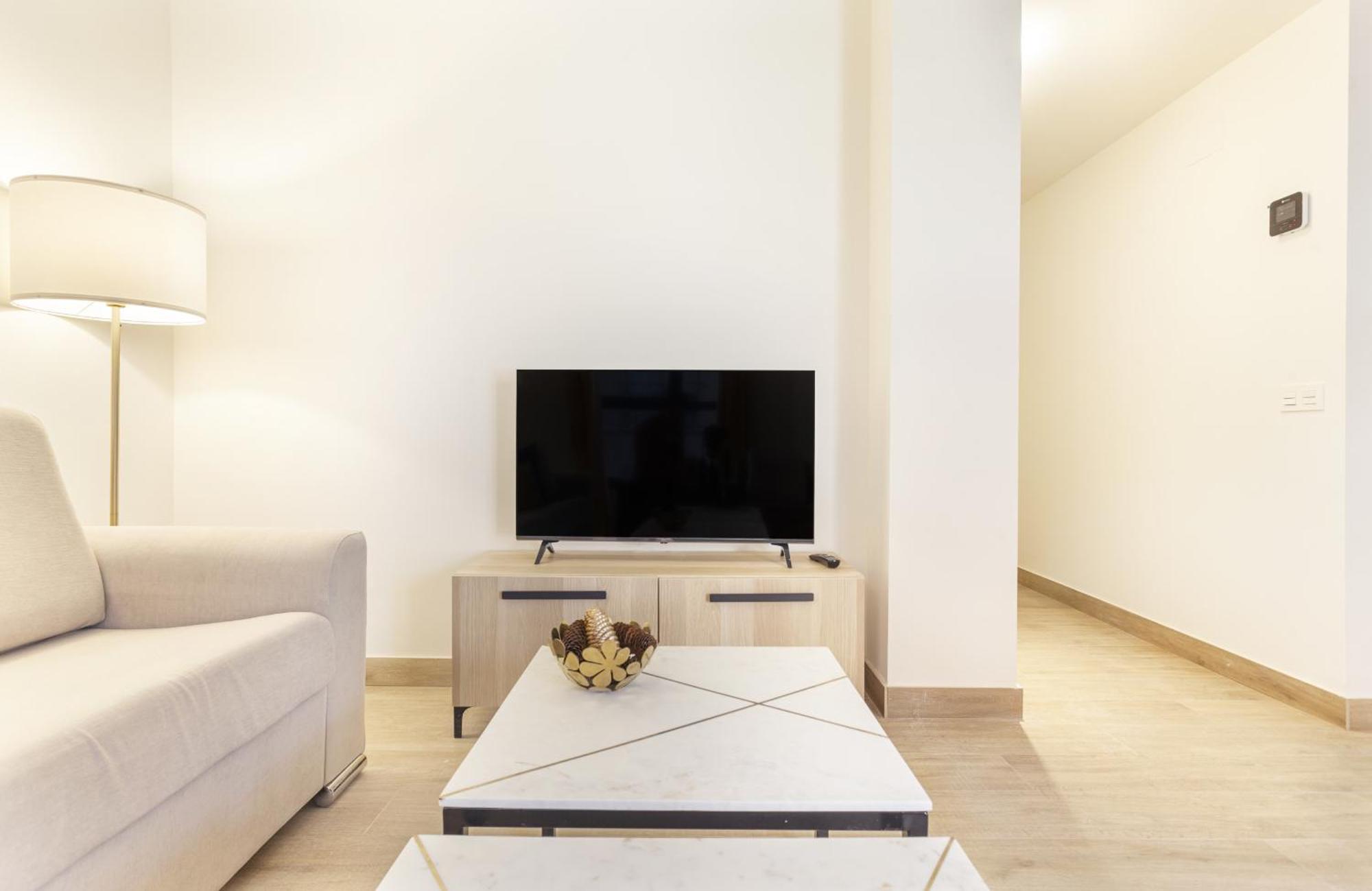 Antonio Lopez En Madrid Apartment Bagian luar foto